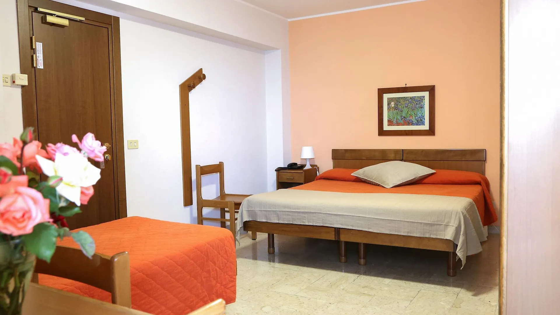 Hotel Villa Mater Catania 2*,